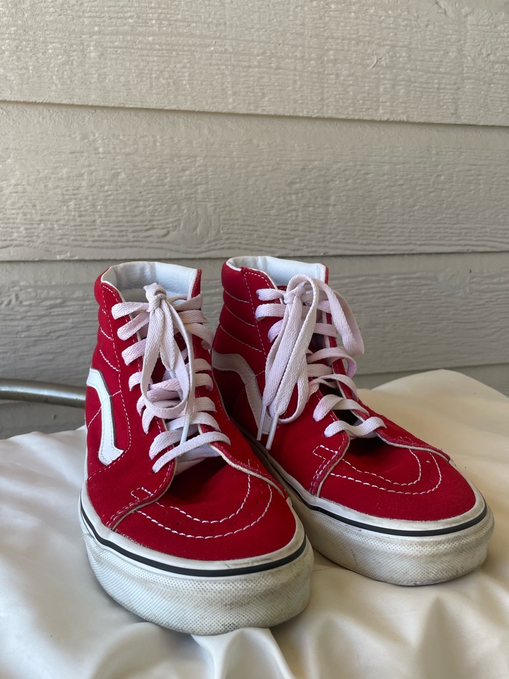 Vans Red High-Top Skate Shoes | US W 7 | US M 5.5
